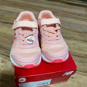 New balance shoes for little girls